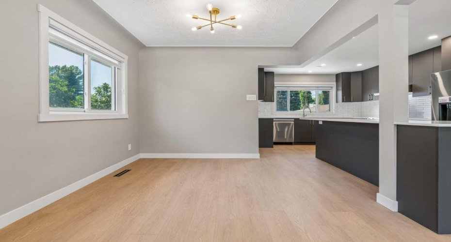 4319 19 Street, Calgary, Alberta T2L 2B8, 4 Bedrooms Bedrooms, ,2 BathroomsBathrooms,Residential,For Sale,19,A2329381