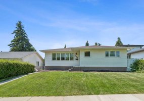 4319 19 Street, Calgary, Alberta T2L 2B8, 4 Bedrooms Bedrooms, ,2 BathroomsBathrooms,Residential,For Sale,19,A2329381