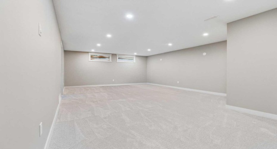 4319 19 Street, Calgary, Alberta T2L 2B8, 4 Bedrooms Bedrooms, ,2 BathroomsBathrooms,Residential,For Sale,19,A2329381