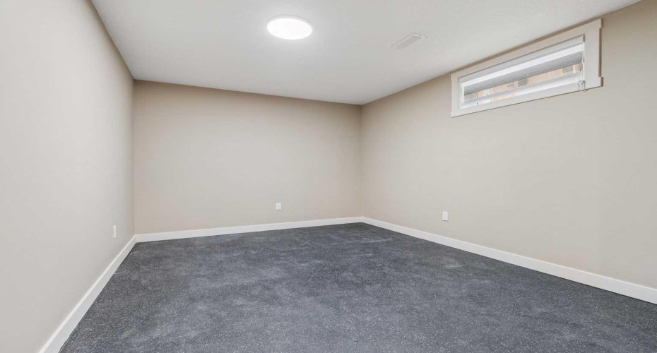 4319 19 Street, Calgary, Alberta T2L 2B8, 4 Bedrooms Bedrooms, ,2 BathroomsBathrooms,Residential,For Sale,19,A2329381