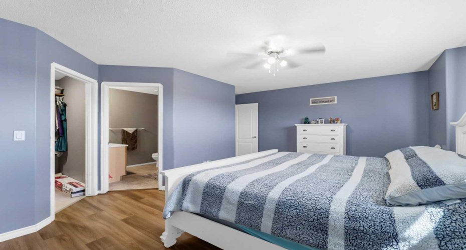 369 Stratton Way, Medicine Hat, Alberta T1B4M9, 4 Bedrooms Bedrooms, ,4 BathroomsBathrooms,Residential,For Sale,Stratton,A2329392