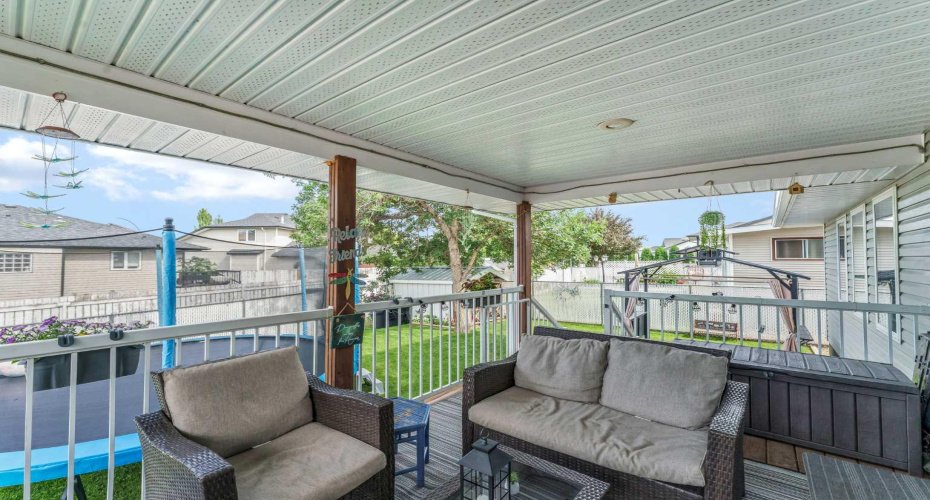 369 Stratton Way, Medicine Hat, Alberta T1B4M9, 4 Bedrooms Bedrooms, ,4 BathroomsBathrooms,Residential,For Sale,Stratton,A2329392