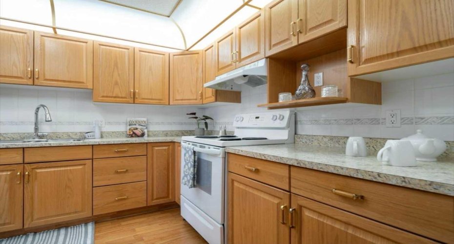 1182 Southview Drive, Medicine Hat, Alberta T1B 4L2, 1 Bedroom Bedrooms, ,2 BathroomsBathrooms,Residential,For Sale,Southview,A2329406