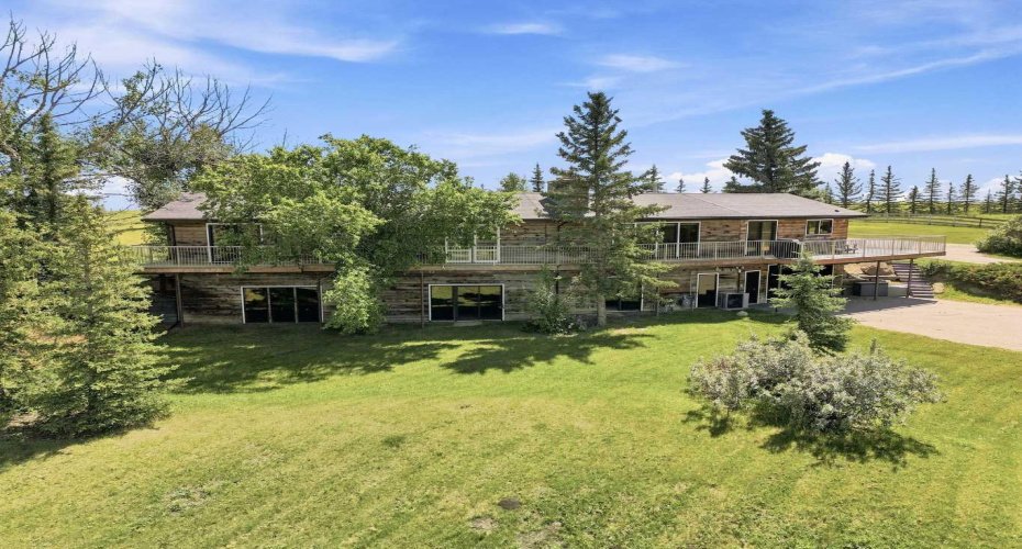 386124 64 Street, Rural Foothills County, Alberta T1S 6C8, 3 Bedrooms Bedrooms, ,4 BathroomsBathrooms,Residential,For Sale,64,A2329408