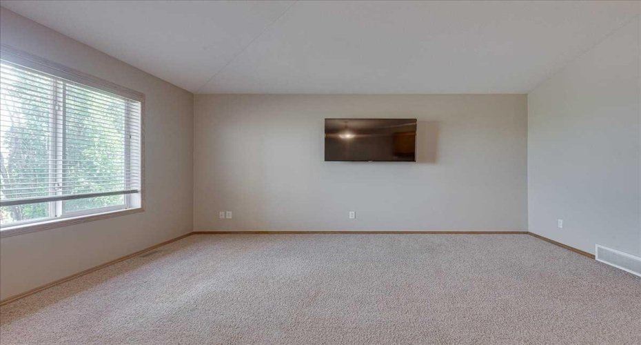 44 Osler Crescent, Red Deer, Alberta T4P 4E8, 3 Bedrooms Bedrooms, ,3 BathroomsBathrooms,Residential,For Sale,Osler,A2329411