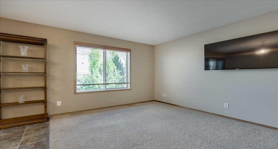44 Osler Crescent, Red Deer, Alberta T4P 4E8, 3 Bedrooms Bedrooms, ,3 BathroomsBathrooms,Residential,For Sale,Osler,A2329411