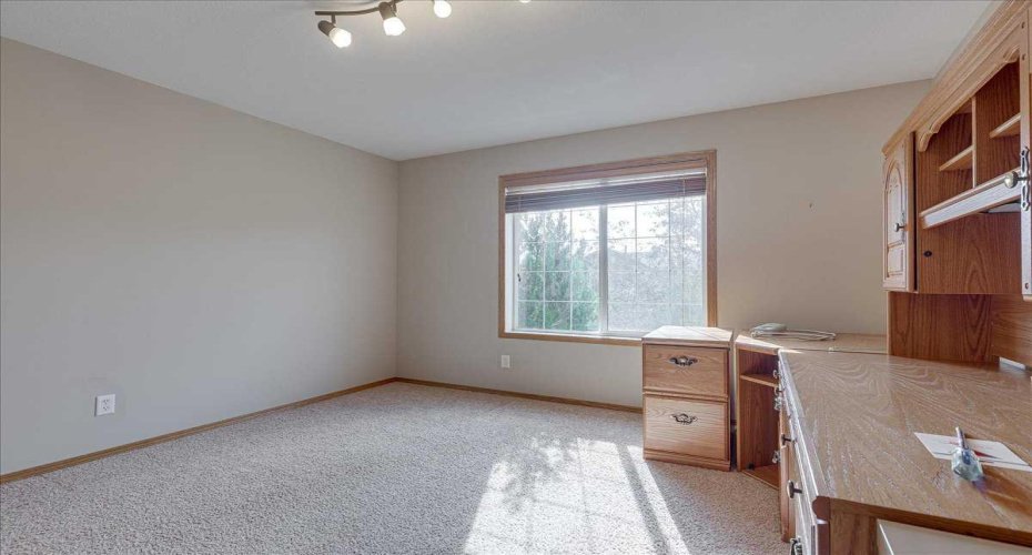 44 Osler Crescent, Red Deer, Alberta T4P 4E8, 3 Bedrooms Bedrooms, ,3 BathroomsBathrooms,Residential,For Sale,Osler,A2329411