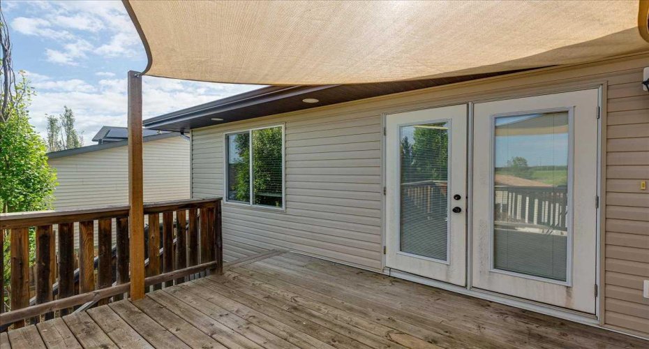 44 Osler Crescent, Red Deer, Alberta T4P 4E8, 3 Bedrooms Bedrooms, ,3 BathroomsBathrooms,Residential,For Sale,Osler,A2329411