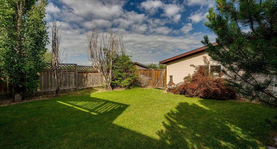 44 Osler Crescent, Red Deer, Alberta T4P 4E8, 3 Bedrooms Bedrooms, ,3 BathroomsBathrooms,Residential,For Sale,Osler,A2329411