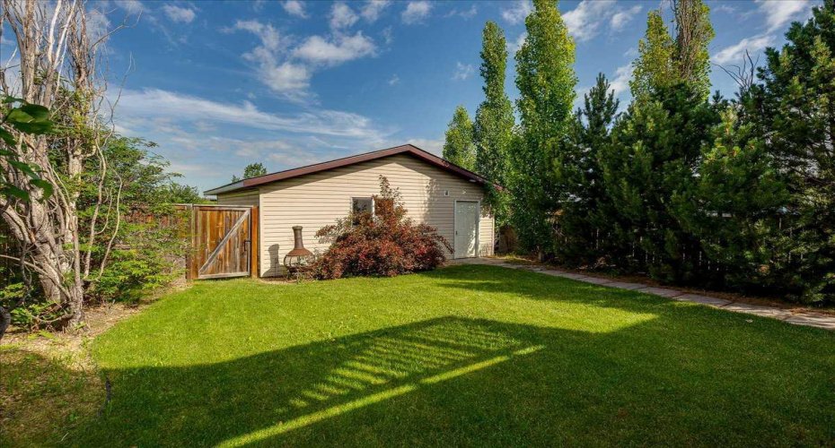44 Osler Crescent, Red Deer, Alberta T4P 4E8, 3 Bedrooms Bedrooms, ,3 BathroomsBathrooms,Residential,For Sale,Osler,A2329411