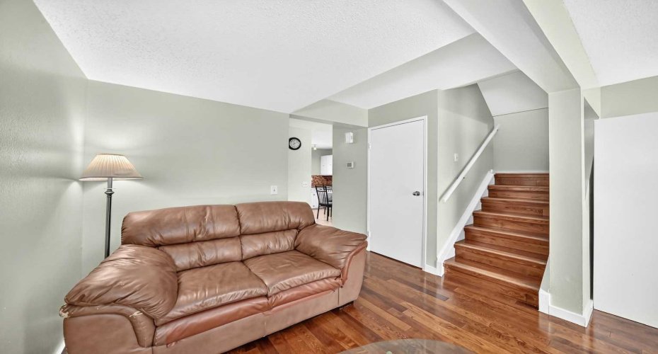 2727 Rundleson Road, Calgary, Alberta T1Y 3Z3, 3 Bedrooms Bedrooms, ,2 BathroomsBathrooms,Residential,For Sale,Rundleson,A2329417