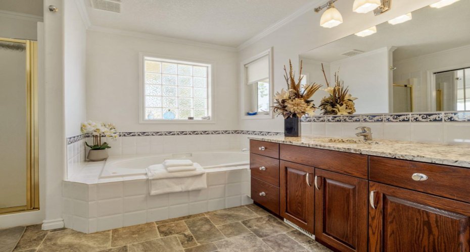 219 Falcon Ridge Way, Rural Lethbridge County, Alberta T1J 5R8, 3 Bedrooms Bedrooms, ,3 BathroomsBathrooms,Residential,For Sale,Falcon Ridge,A2329418