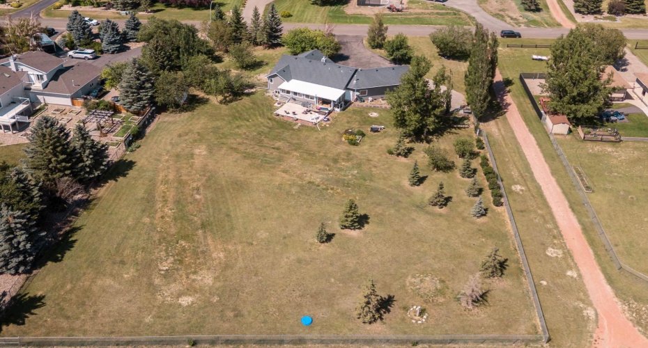 219 Falcon Ridge Way, Rural Lethbridge County, Alberta T1J 5R8, 3 Bedrooms Bedrooms, ,3 BathroomsBathrooms,Residential,For Sale,Falcon Ridge,A2329418