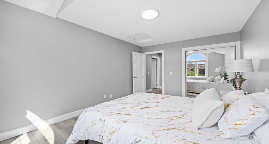 52 Windstone Green, Airdrie, Alberta T4B 0N8, 2 Bedrooms Bedrooms, ,2 BathroomsBathrooms,Residential,For Sale,Windstone,A2329431