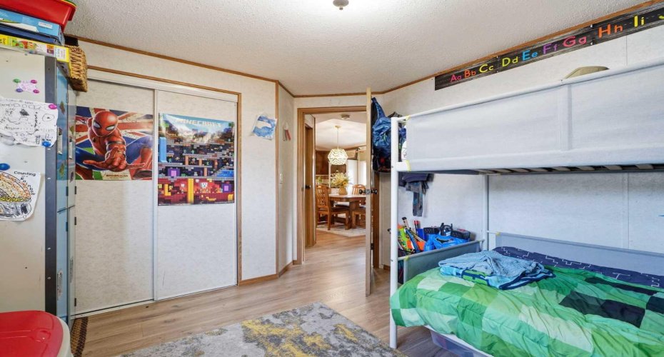 113 Lindgren Street, Ferintosh, Alberta T0B1M0, 4 Bedrooms Bedrooms, ,2 BathroomsBathrooms,Residential,For Sale,Lindgren,A2329468
