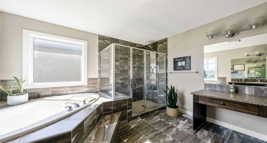 5 piece primary ensuite