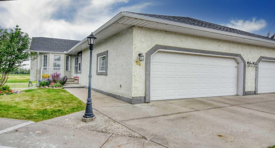 33 Strathmore Lakes Bay, Strathmore, Alberta T1P 1L8, 2 Bedrooms Bedrooms, ,3 BathroomsBathrooms,Residential,For Sale,Strathmore Lakes,A2329475