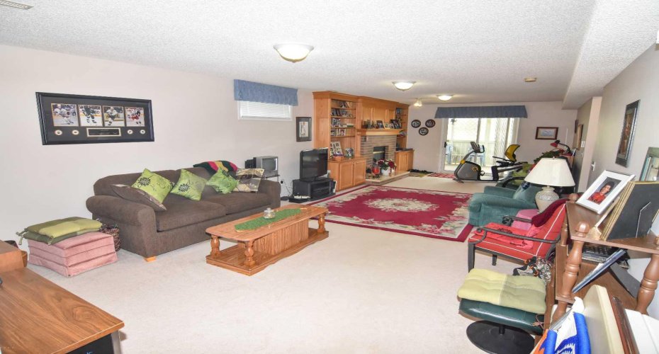 33 Strathmore Lakes Bay, Strathmore, Alberta T1P 1L8, 2 Bedrooms Bedrooms, ,3 BathroomsBathrooms,Residential,For Sale,Strathmore Lakes,A2329475