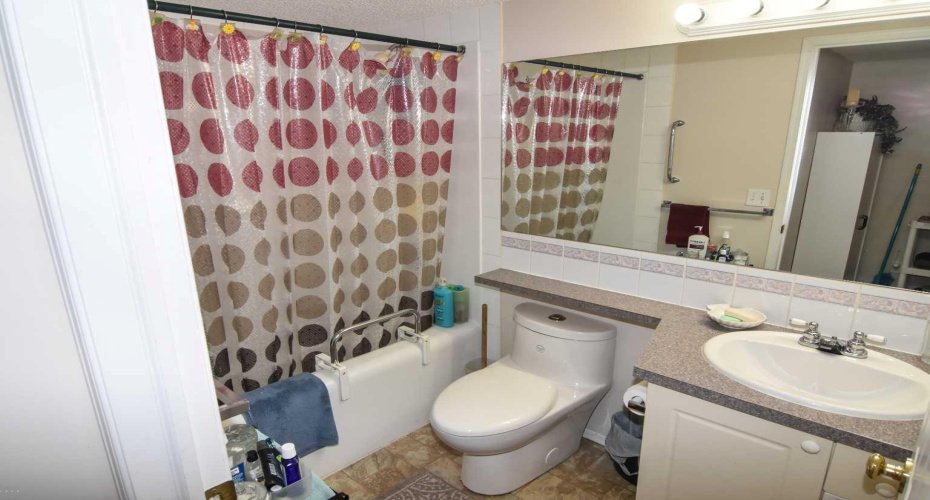 33 Strathmore Lakes Bay, Strathmore, Alberta T1P 1L8, 2 Bedrooms Bedrooms, ,3 BathroomsBathrooms,Residential,For Sale,Strathmore Lakes,A2329475