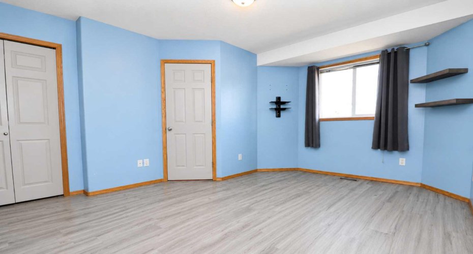 7017 Kateri Drive, Grande Prairie, Alberta T8W 2Y2, 5 Bedrooms Bedrooms, ,3 BathroomsBathrooms,Residential,For Sale,Kateri Drive,A2329528