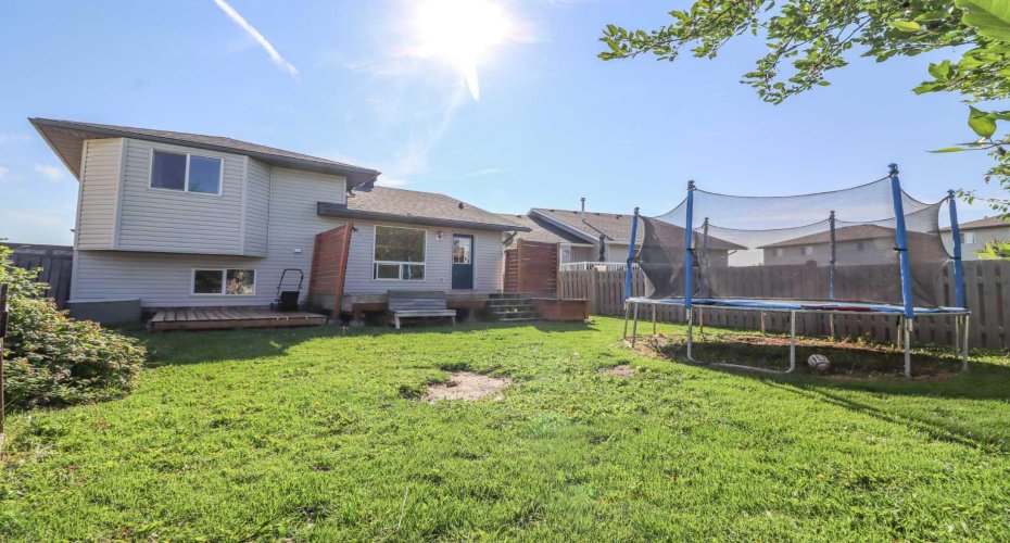 7017 Kateri Drive, Grande Prairie, Alberta T8W 2Y2, 5 Bedrooms Bedrooms, ,3 BathroomsBathrooms,Residential,For Sale,Kateri Drive,A2329528