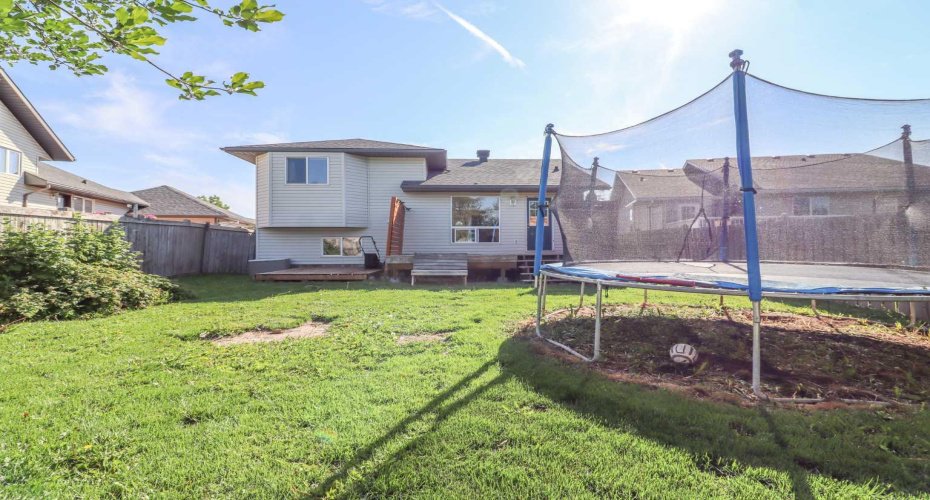 7017 Kateri Drive, Grande Prairie, Alberta T8W 2Y2, 5 Bedrooms Bedrooms, ,3 BathroomsBathrooms,Residential,For Sale,Kateri Drive,A2329528