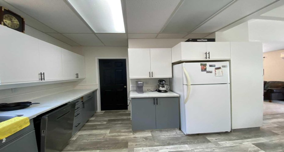 814 12 Street, Lethbridge, Alberta T1H 2H6, 2 Bedrooms Bedrooms, ,1 BathroomBathrooms,Residential,For Sale,12,A2329543