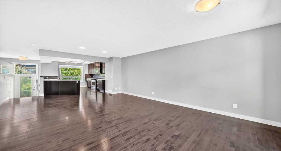 57 Aspen Hills Common, Calgary, Alberta T3H0R7, 2 Bedrooms Bedrooms, ,3 BathroomsBathrooms,Residential,For Sale,Aspen Hills,A2329544