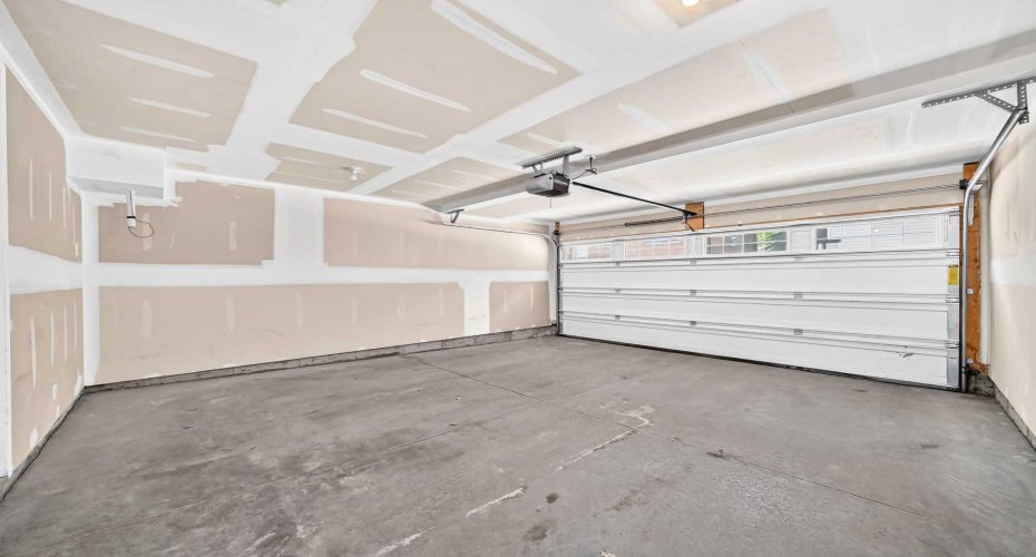 57 Aspen Hills Common, Calgary, Alberta T3H0R7, 2 Bedrooms Bedrooms, ,3 BathroomsBathrooms,Residential,For Sale,Aspen Hills,A2329544