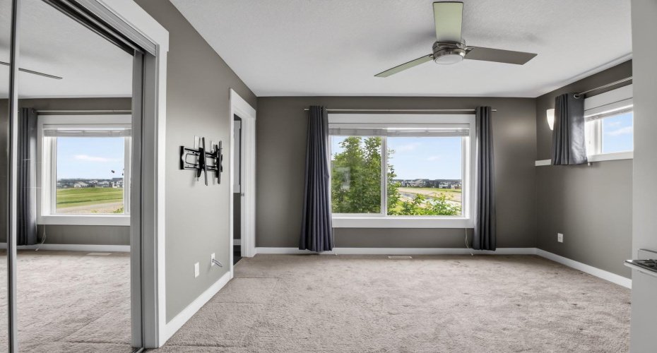 111 Rainbow Falls Gate, Chestermere, Alberta T1X0Z5, 3 Bedrooms Bedrooms, ,3 BathroomsBathrooms,Residential,For Sale,Rainbow Falls,A2329553