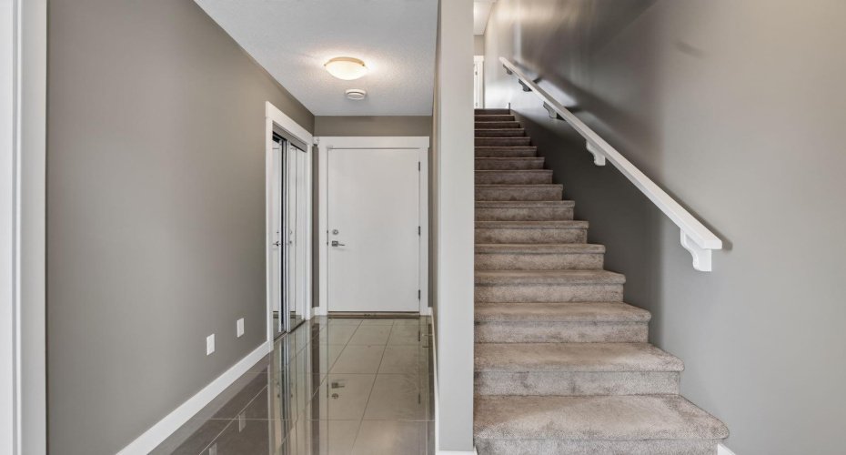 111 Rainbow Falls Gate, Chestermere, Alberta T1X0Z5, 3 Bedrooms Bedrooms, ,3 BathroomsBathrooms,Residential,For Sale,Rainbow Falls,A2329553