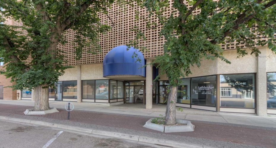 515 6 Street, Lethbridge, Alberta T1J 4J1, 2 Bedrooms Bedrooms, ,1 BathroomBathrooms,Residential,For Sale,6,A2329562