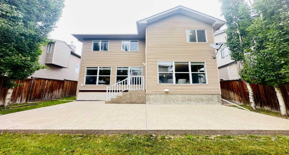 29 Everhollow Rise, Calgary, Alberta T2Y 5H2, 3 Bedrooms Bedrooms, ,3 BathroomsBathrooms,Residential,For Sale,Everhollow,A2329579