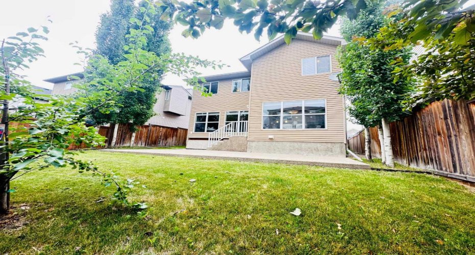 29 Everhollow Rise, Calgary, Alberta T2Y 5H2, 3 Bedrooms Bedrooms, ,3 BathroomsBathrooms,Residential,For Sale,Everhollow,A2329579