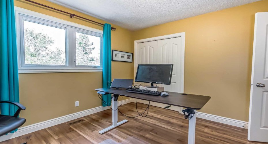 55 Bermuda Close, Calgary, Alberta T3K 1G4, 4 Bedrooms Bedrooms, ,4 BathroomsBathrooms,Residential,For Sale,Bermuda,A2329592