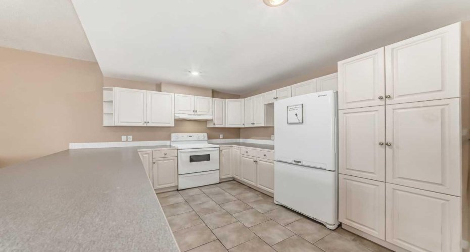 1922 9 Avenue, Calgary, Alberta T2G 0V2, 3 Bedrooms Bedrooms, ,4 BathroomsBathrooms,Residential,For Sale,9,A2329603