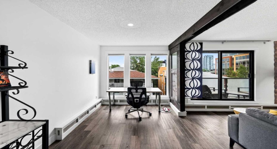635 Marsh Road, Calgary, Alberta T2E 5B4, 2 Bedrooms Bedrooms, ,2 BathroomsBathrooms,Residential,For Sale,Marsh,A2329605