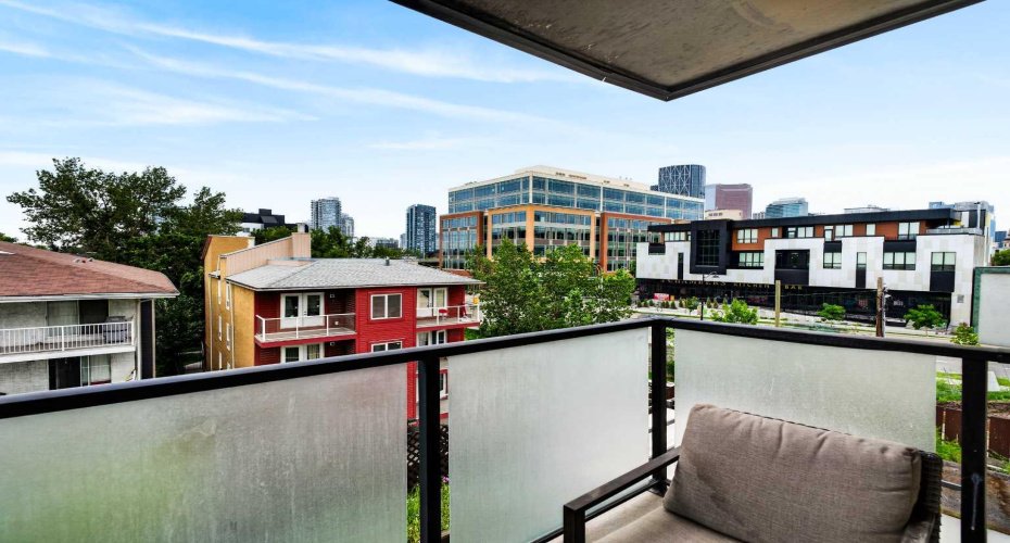 South facing balcony with downtown views