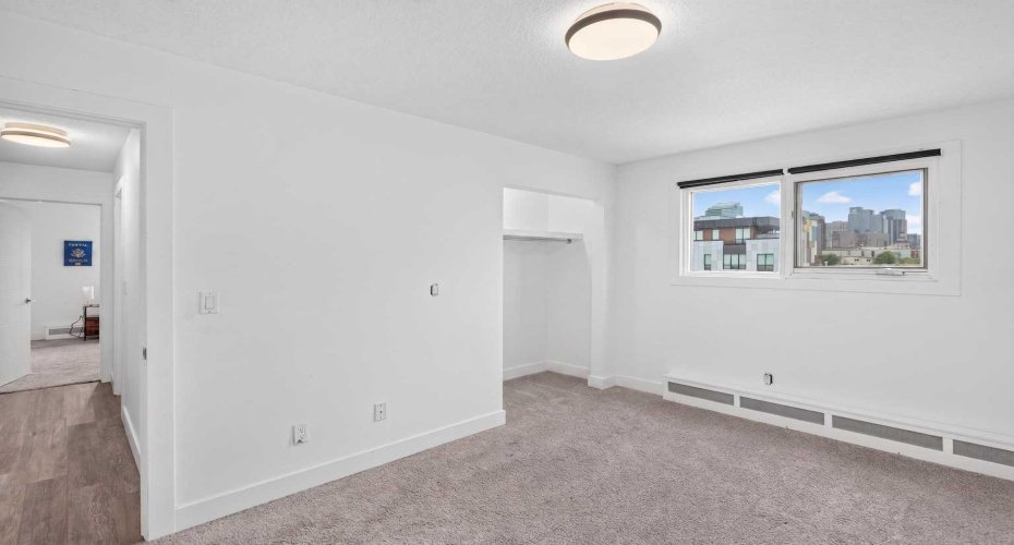 Secondary bedroom
