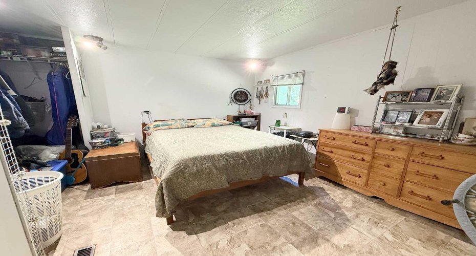 224060 Township Road 680, Rural Athabasca County, Alberta T9S 2A2, 2 Bedrooms Bedrooms, ,1 BathroomBathrooms,Residential,For Sale,224060 Township Road 680,A2329636