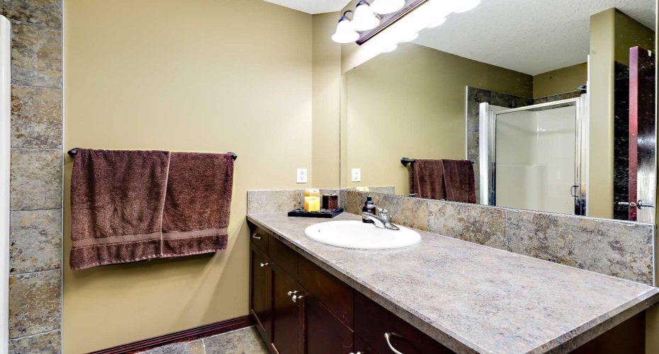 800 Carriage lane Place, Carstairs, Alberta T0M 0N0, 4 Bedrooms Bedrooms, ,3 BathroomsBathrooms,Residential,For Sale,Carriage lane,A2329642