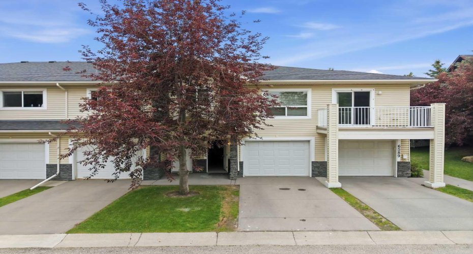 6591 Pinecliff Grove, Calgary, Alberta T1Y 7K8, 2 Bedrooms Bedrooms, ,2 BathroomsBathrooms,Residential,For Sale,Pinecliff,A2329645