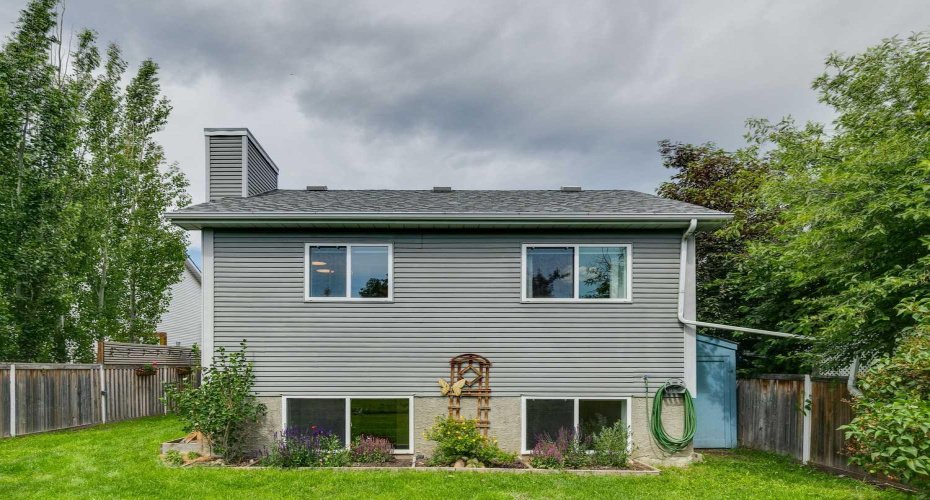 98 River Rock Way, Calgary, Alberta T2C 4H1, 3 Bedrooms Bedrooms, ,2 BathroomsBathrooms,Residential,For Sale,River Rock,A2329649
