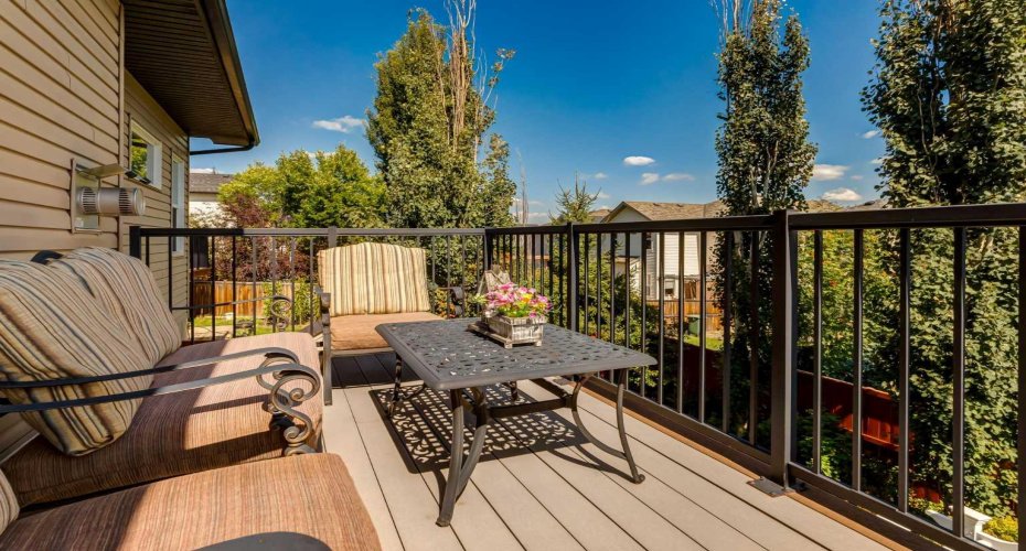 202 Silverado Bank Circle, Calgary, Alberta T2X 0K9, 3 Bedrooms Bedrooms, ,3 BathroomsBathrooms,Residential,For Sale,Silverado Bank,A2329655