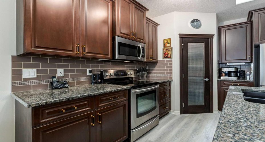 202 Silverado Bank Circle, Calgary, Alberta T2X 0K9, 3 Bedrooms Bedrooms, ,3 BathroomsBathrooms,Residential,For Sale,Silverado Bank,A2329655