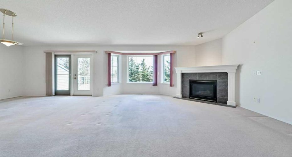 184 Valley Ridge Heights, Calgary, Alberta T3B 5T3, 2 Bedrooms Bedrooms, ,3 BathroomsBathrooms,Residential,For Sale,Valley Ridge,A2329663