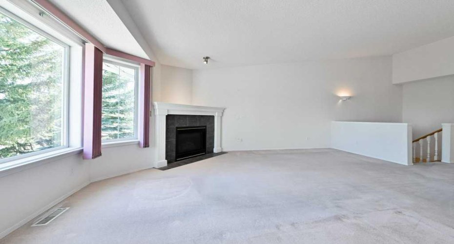 184 Valley Ridge Heights, Calgary, Alberta T3B 5T3, 2 Bedrooms Bedrooms, ,3 BathroomsBathrooms,Residential,For Sale,Valley Ridge,A2329663