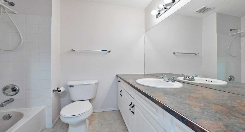 184 Valley Ridge Heights, Calgary, Alberta T3B 5T3, 2 Bedrooms Bedrooms, ,3 BathroomsBathrooms,Residential,For Sale,Valley Ridge,A2329663