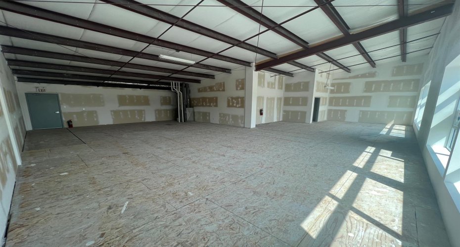 554 Carmichael, Hinton, Alberta t7v1s8, ,Commercial,For Lease,Carmichael,A2052815