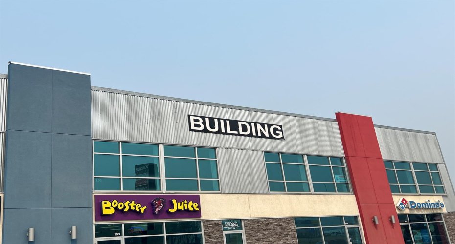 554 Carmichael, Hinton, Alberta t7v1s8, ,Commercial,For Lease,Carmichael,A2052815